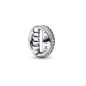Pandora Signature logó pavé és gyöngy charm 792317C01